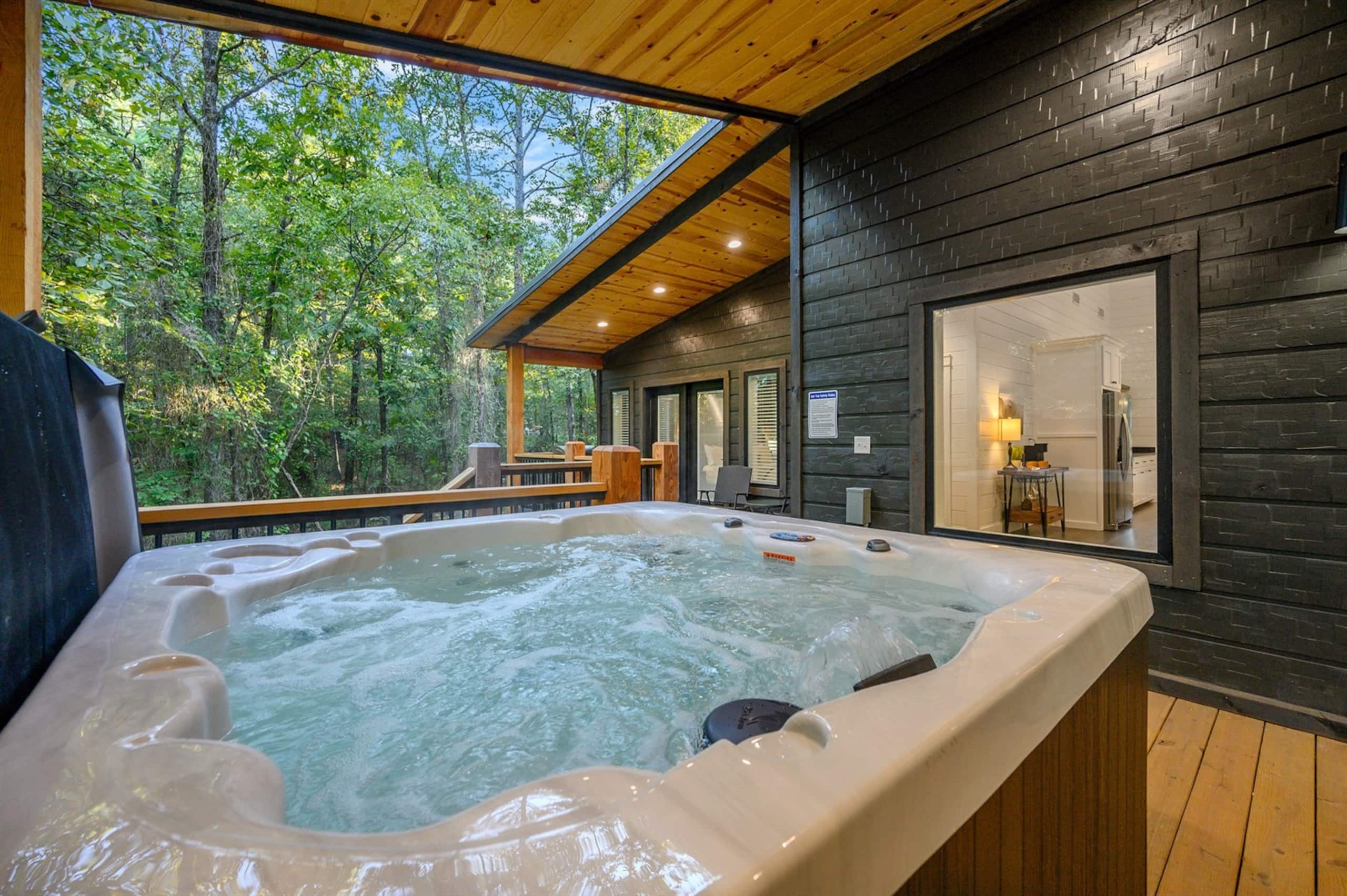 Romantic, Spacious, Modern Cabin — photo 1